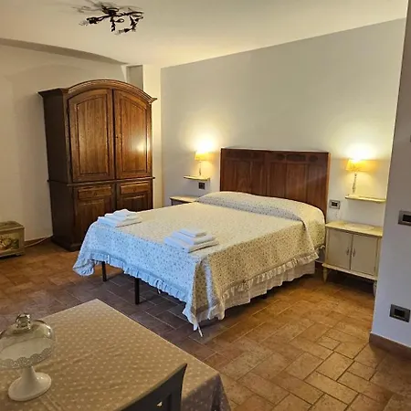 Poggio Cortese Pensionat *